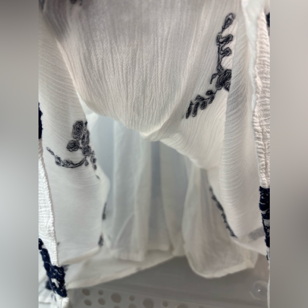 Free People S Boho White Lined Tunic Top with Navy Floral Embroidery - Picture 7 of 12